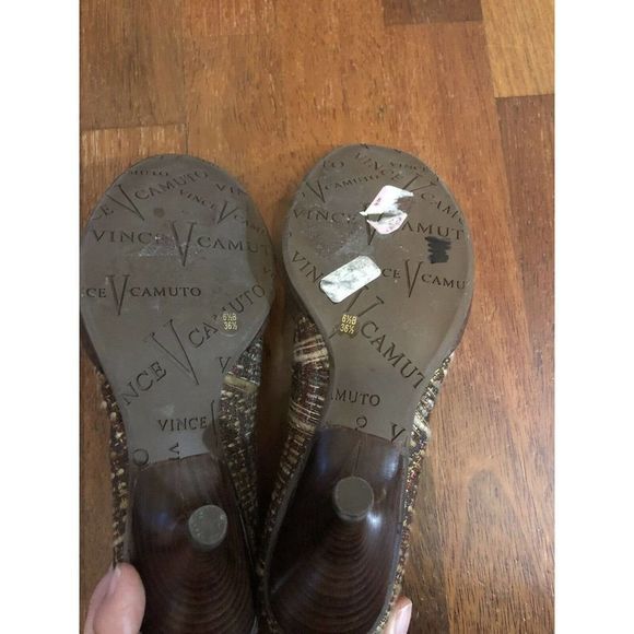 Women’s Vince Camuto Fabric Tweed Brown Tweed/Leather Kitten Heels Casual 6.5M - Picture 9 of 9